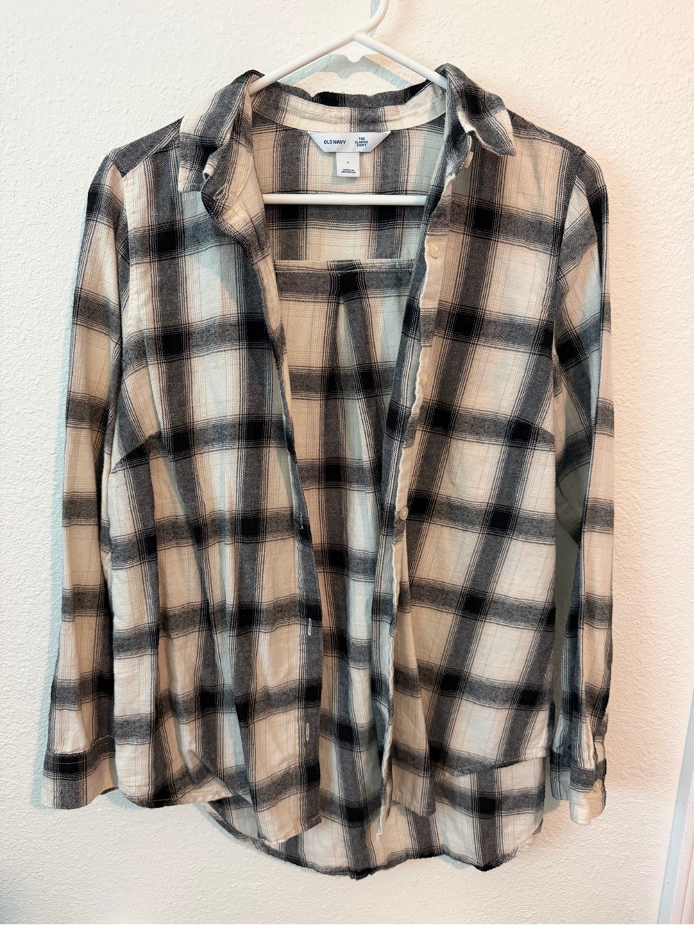 Black & Cream Plaid Button-Down Shirt